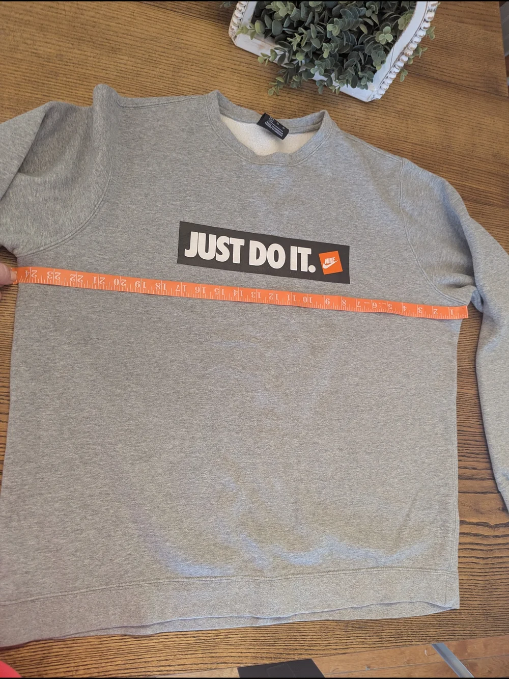 EUC Nike Mens XL Just Do It Graphic Crewneck Sweatshirt Gray
